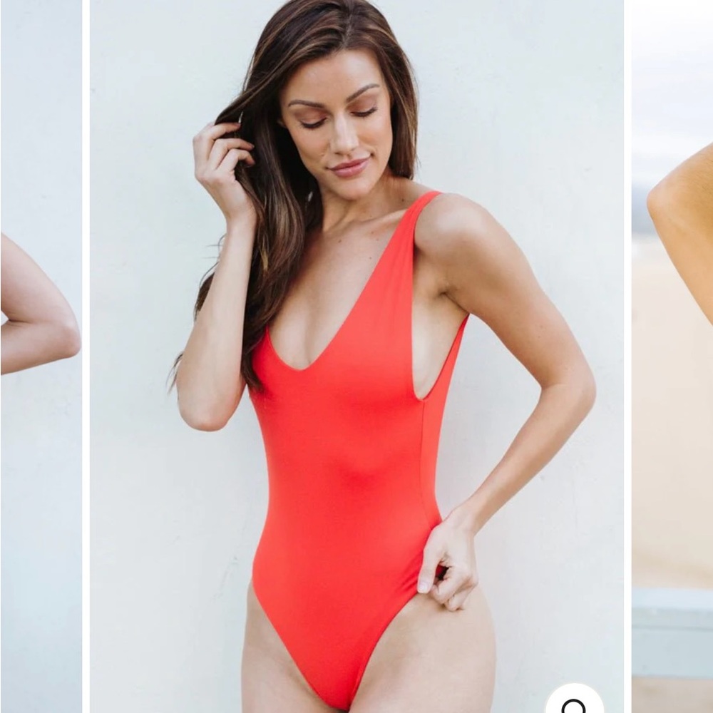 Women’s Londre swimsuit - Fiesta Red / Size Medium